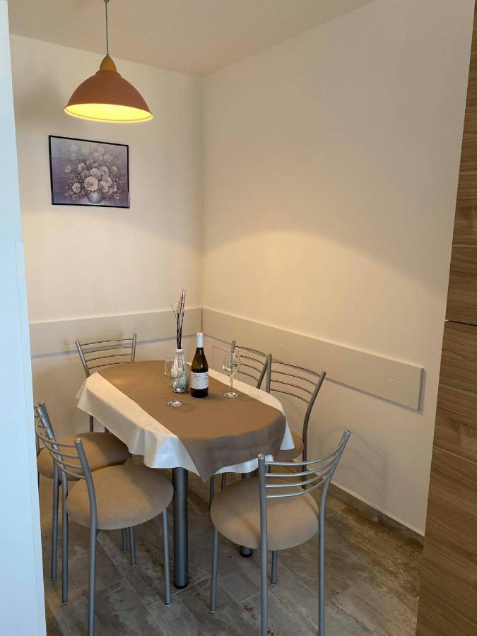 Apartmani Justic Njivice Extérieur photo