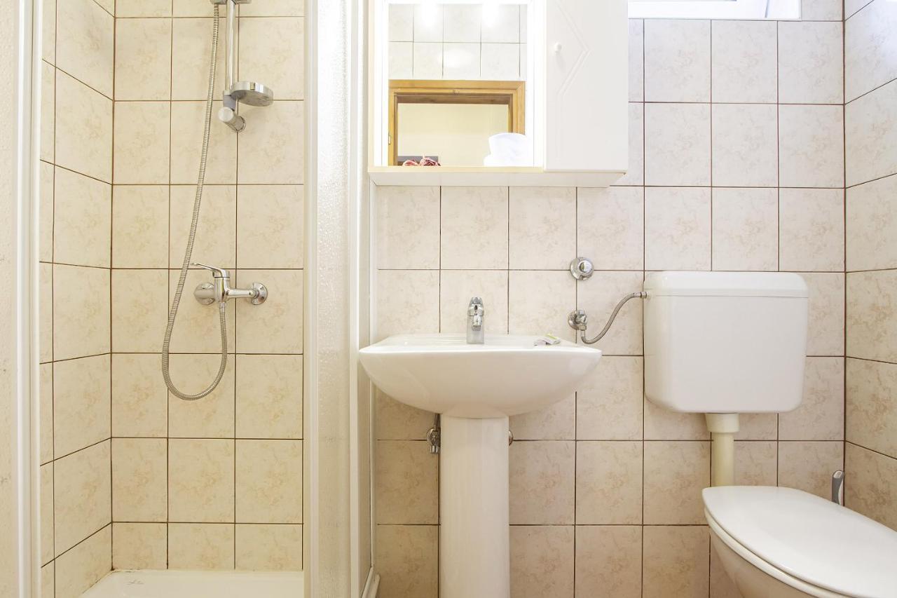 Apartmani Justic Njivice Extérieur photo